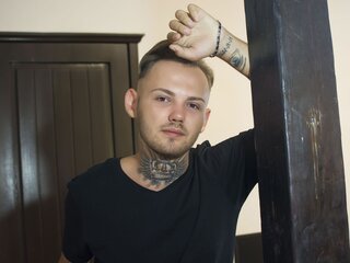 AaronBlack shows
