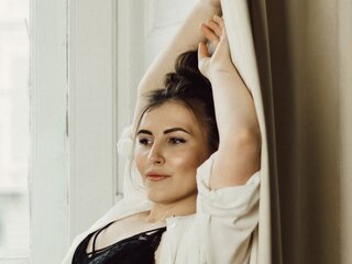 ArianaMarry amateur