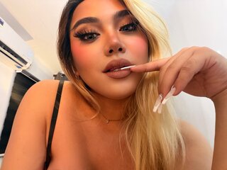 YoshiJenner camshow